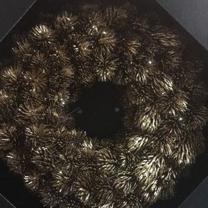 Bloom Sparkly Wreath